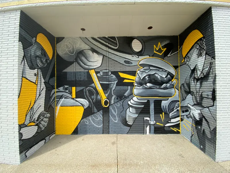 Avenue American Bistro mural