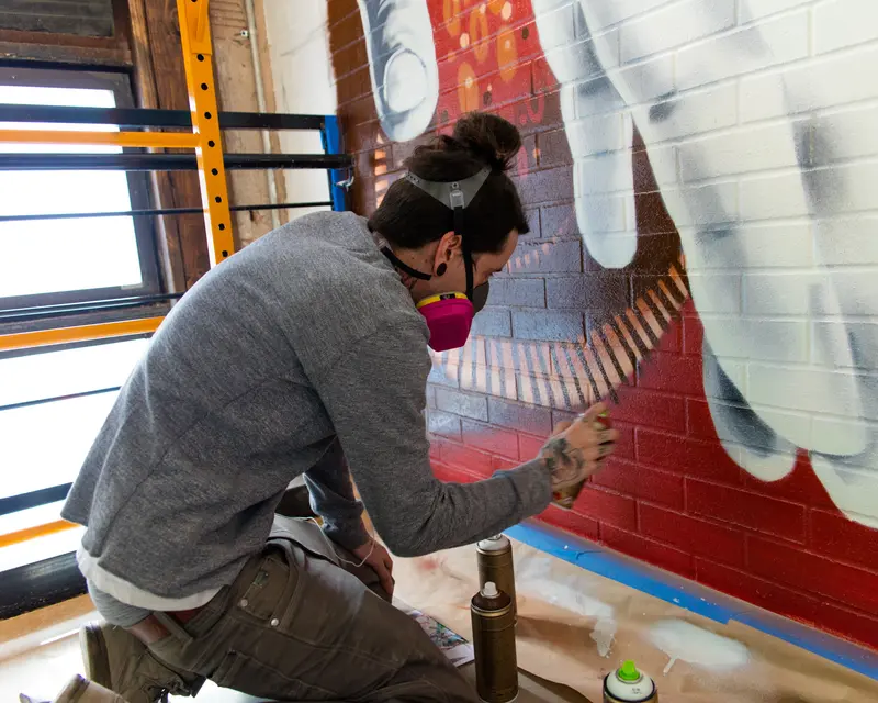 Brome Modern Eatery mural by Wetiko, behind the scenes, photo 6