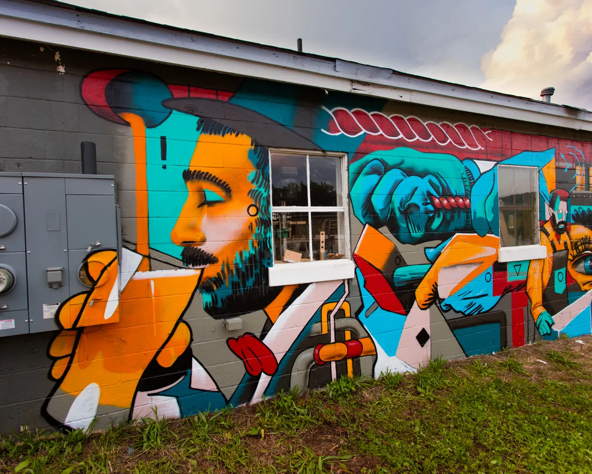JPH Woodworks mural in Charlottesville, VA by Wetiko, photo 4